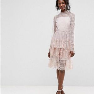 Boohoo tulle tiered lace dress Sz 4 NWOT ASOS